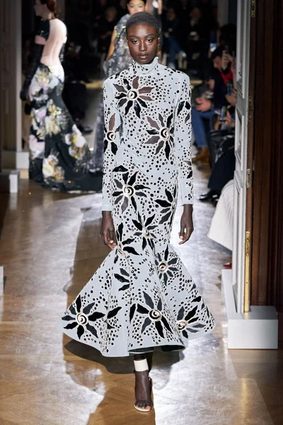 Look 36